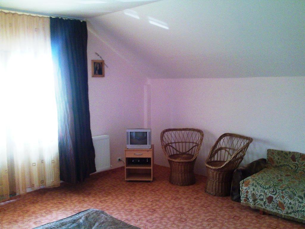 Hotel Casa Mora Sucevita Habitación foto