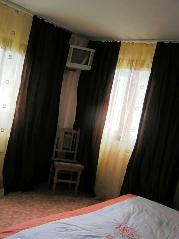 Hotel Casa Mora Sucevita Habitación foto